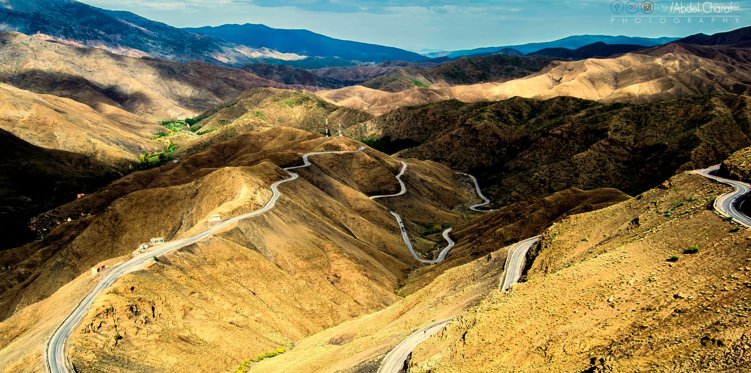 The Tizi n’Tichka pass winding through the High Atlas on the road to Aït Benhaddou